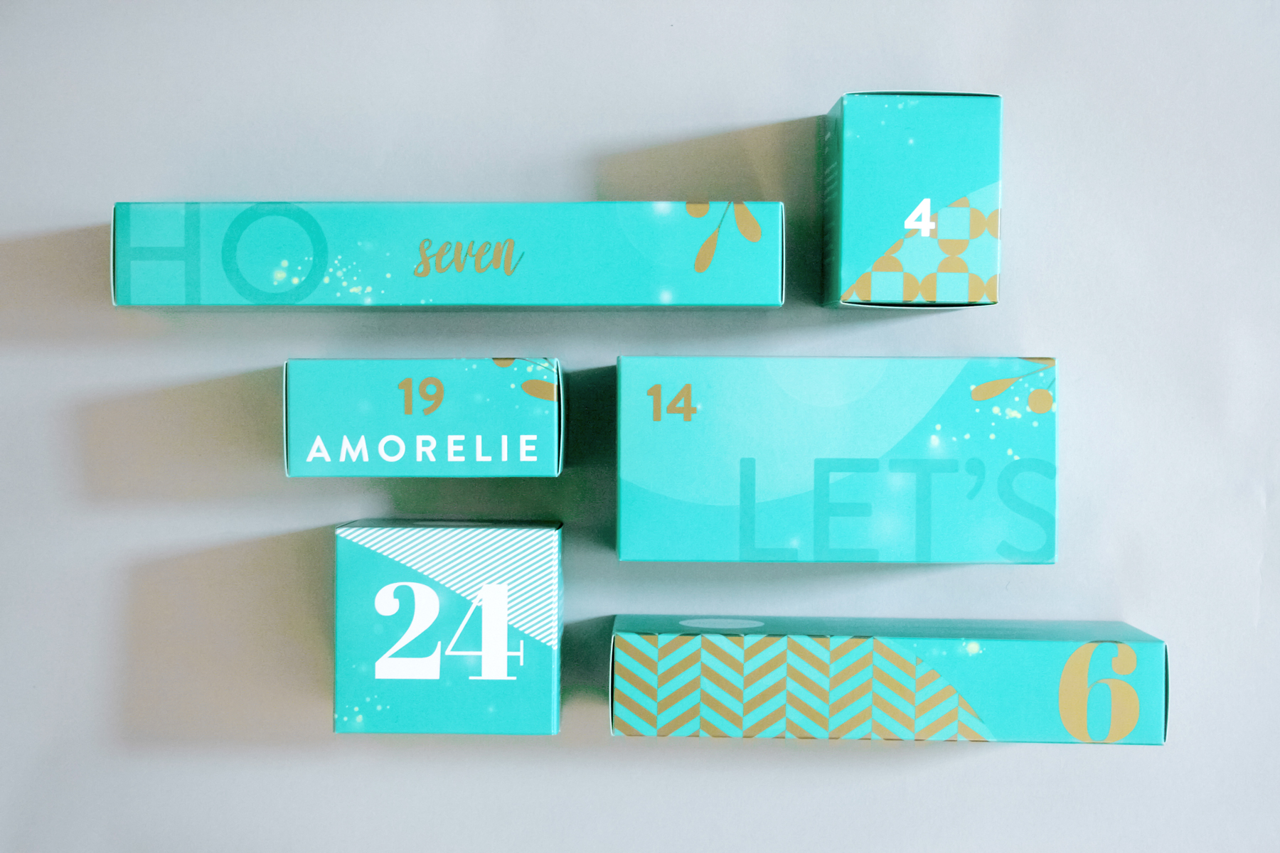 AMORELIE Adventskalender 2018 Classic Overhead