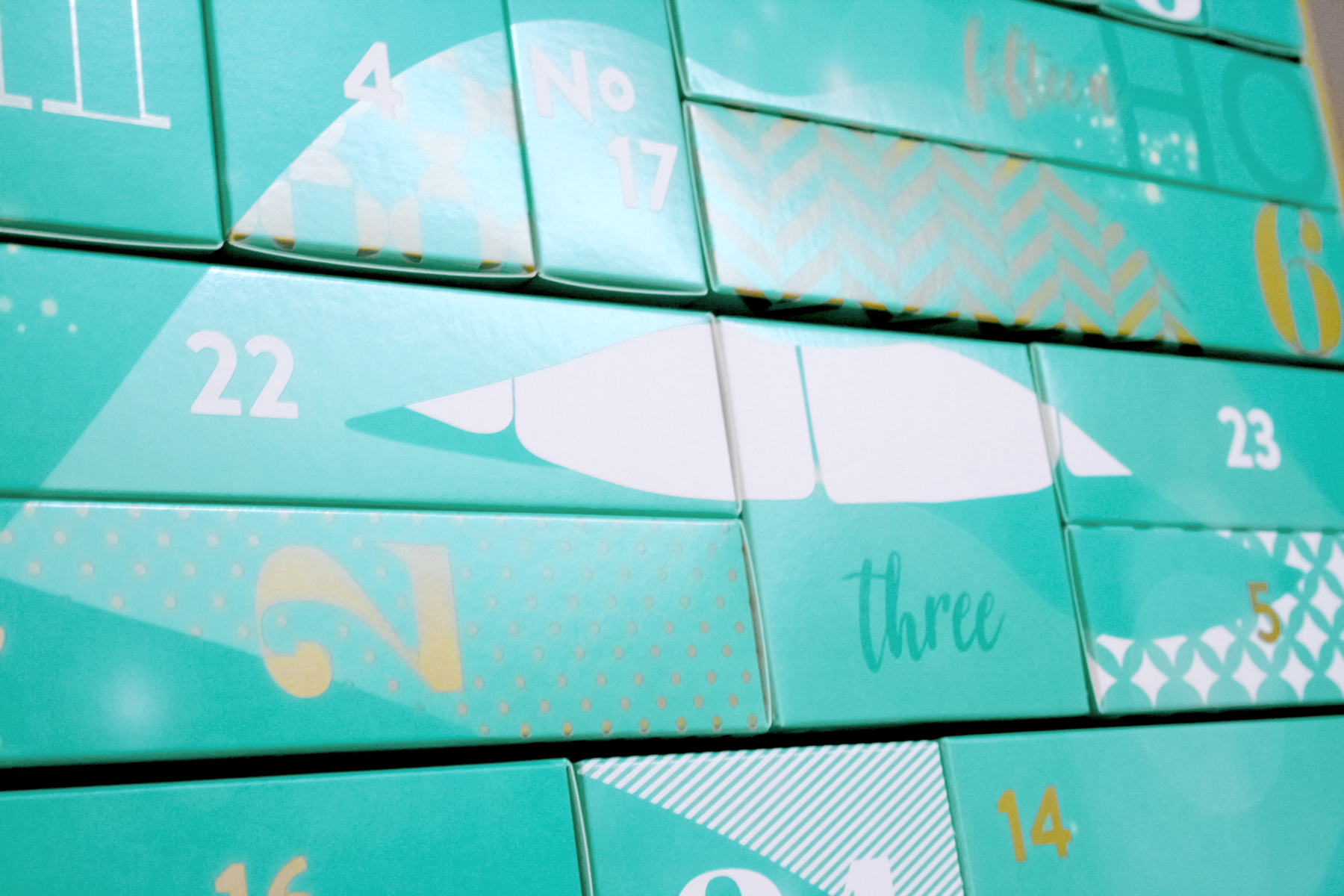AMORELIE Adventskalender 2018 Classic Veredelung